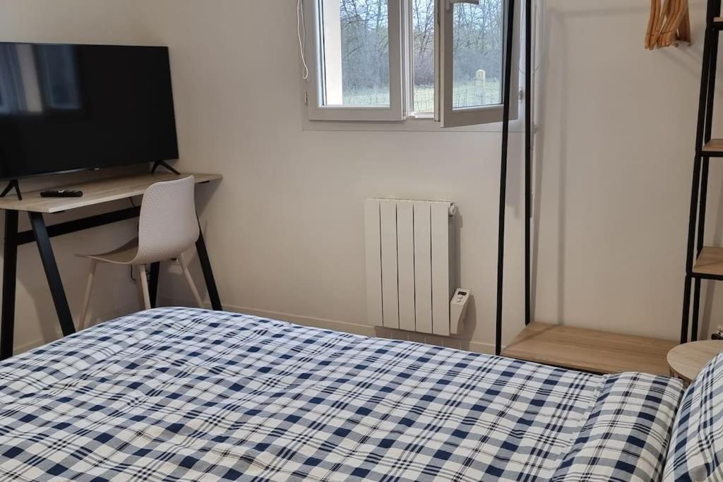 Belle Maison Climatisee Renovee Pac-Man Entre Collegues, Amis, Famille - Barbecue - Netflix - Prime - Baby Foot 50Cts Saint-Seurin-sur-l'Isle المظهر الخارجي الصورة